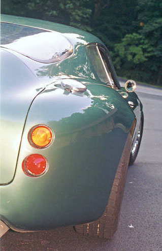 Aston Martin DB 4GT clone right side view