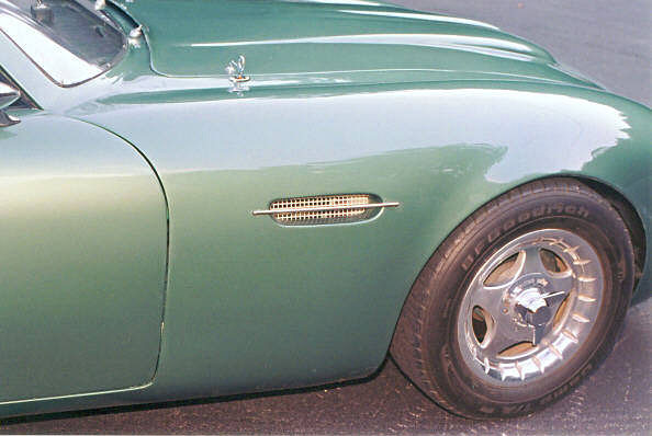 Aston Martin 2 VEV clone  our Ravana Z right front detail